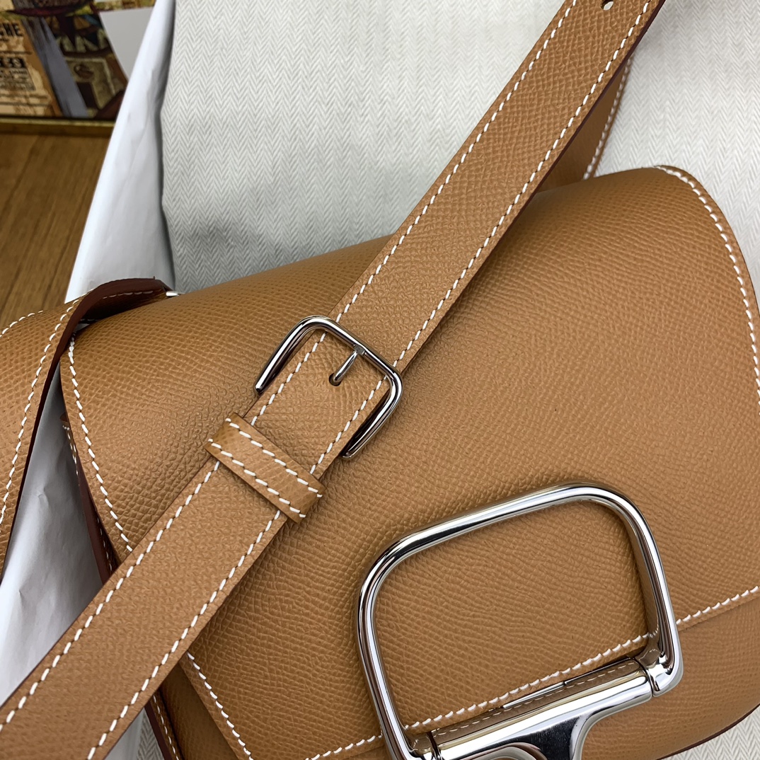 에르메스 델라 카발레리아 미니 앱송 골드